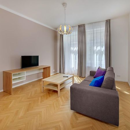 Downtown Suites Kodanska Prága Kültér fotó