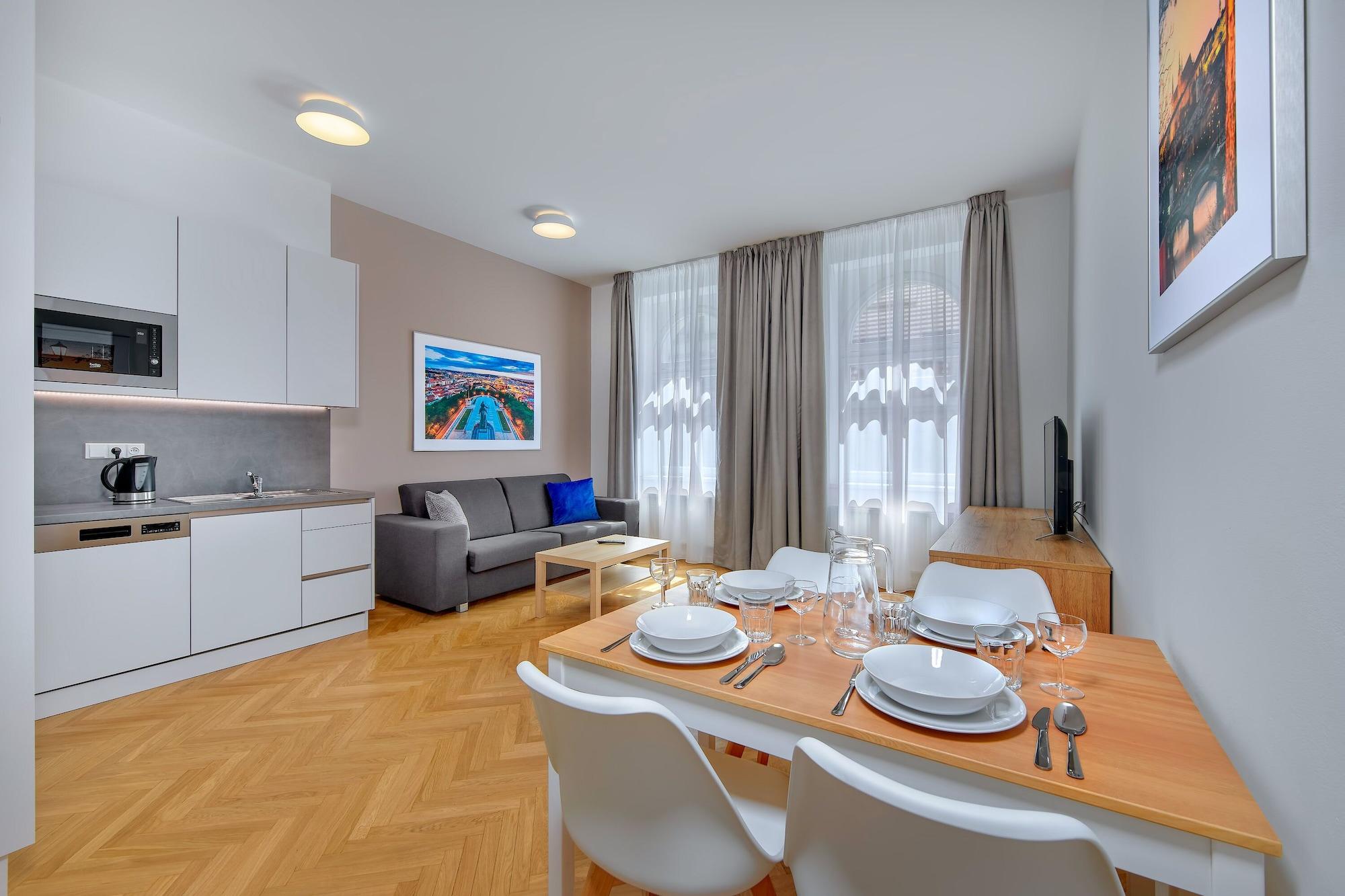Downtown Suites Kodanska Prága Kültér fotó
