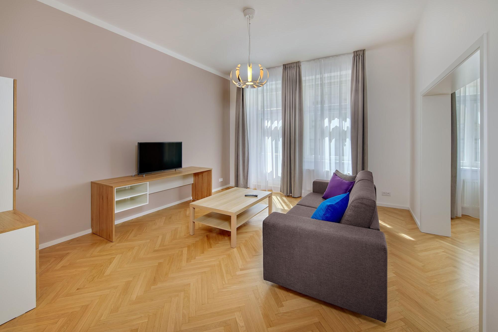 Downtown Suites Kodanska Prága Kültér fotó