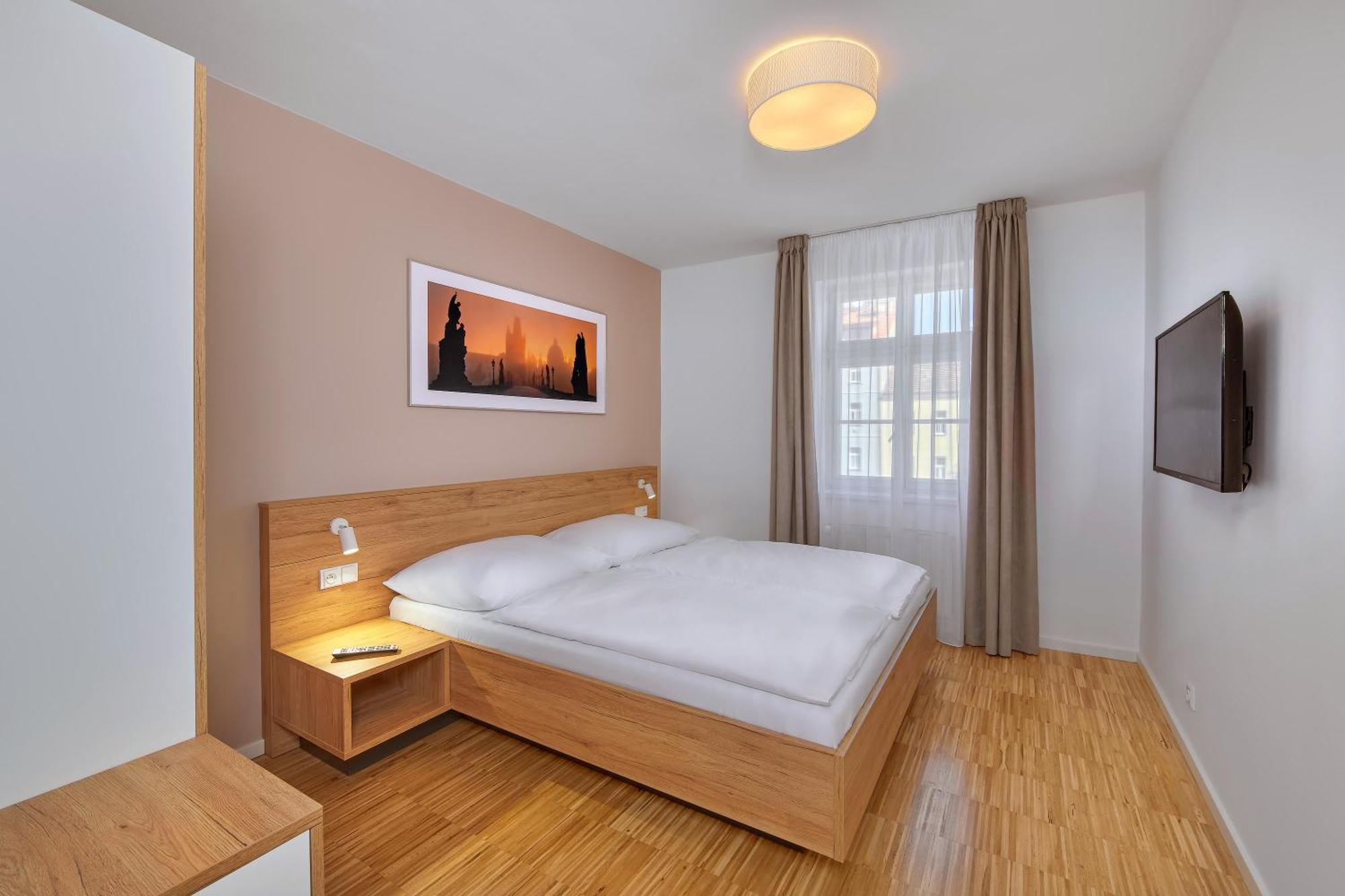 Downtown Suites Kodanska Prága Kültér fotó