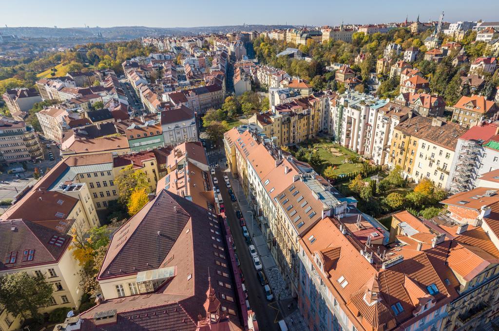 Downtown Suites Kodanska Prága Kültér fotó