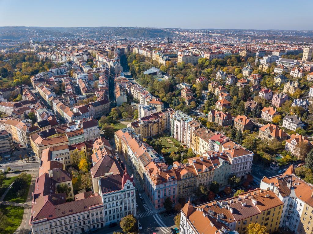Downtown Suites Kodanska Prága Kültér fotó