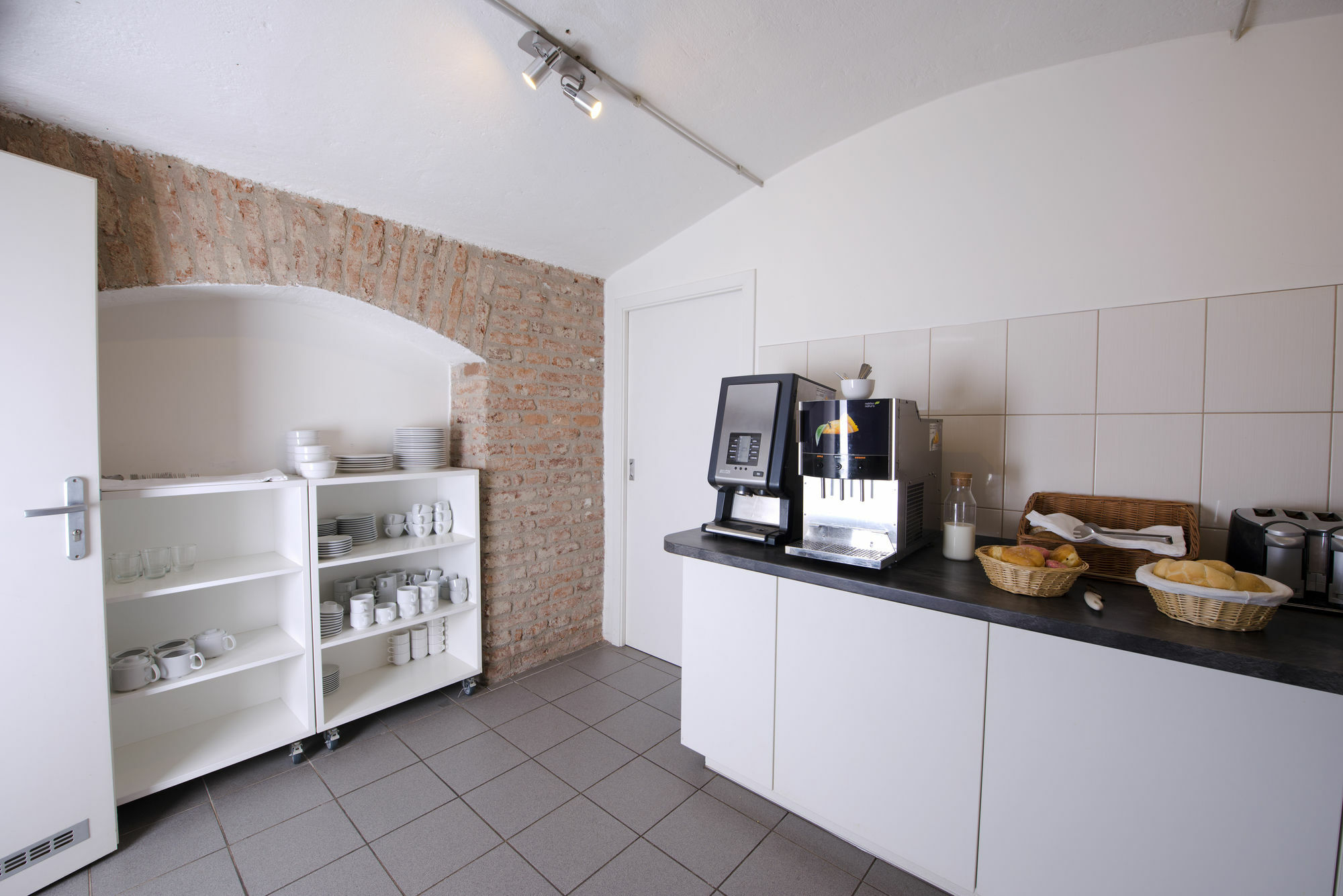 Downtown Suites Kodanska Prága Kültér fotó