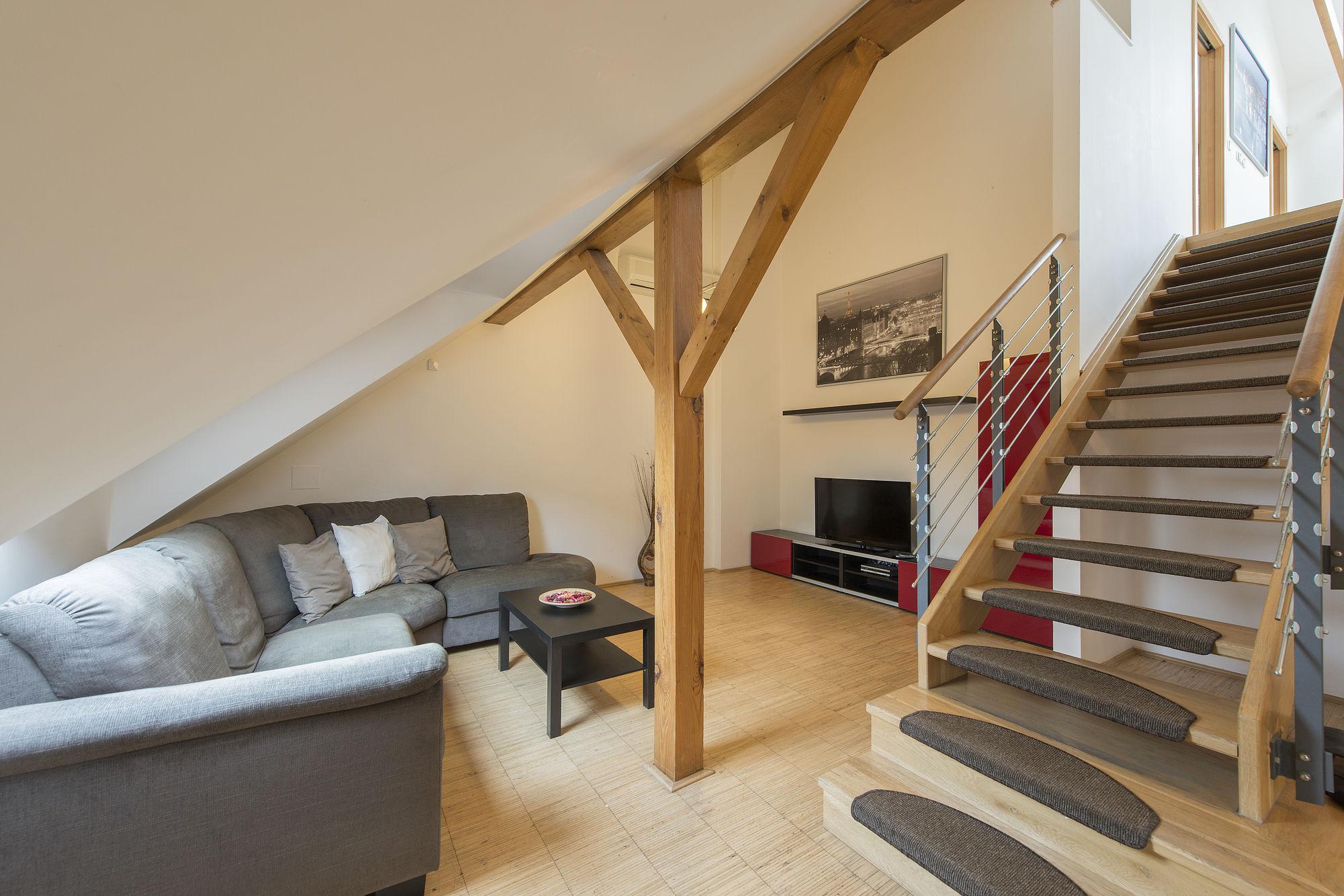 Downtown Suites Kodanska Prága Kültér fotó