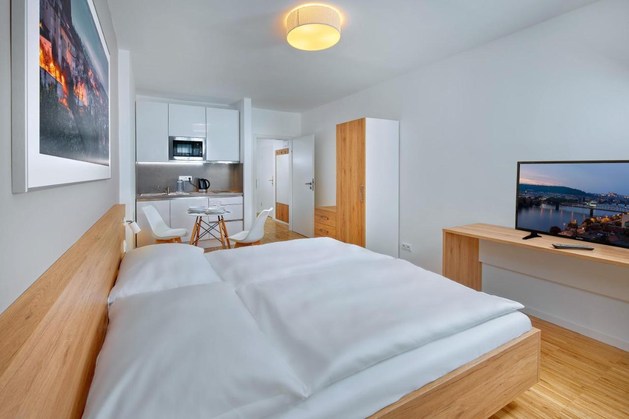 Downtown Suites Kodanska Prága Kültér fotó