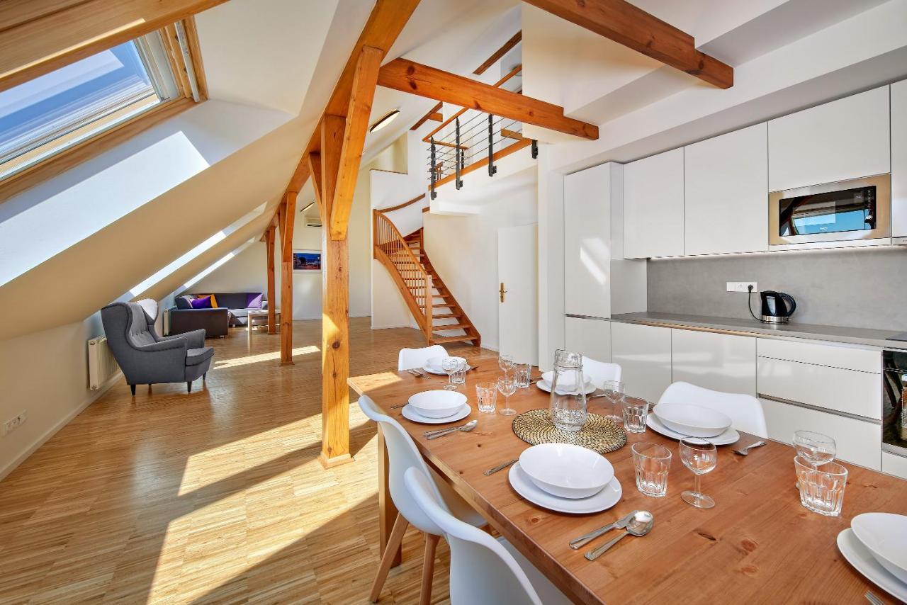 Downtown Suites Kodanska Prága Kültér fotó