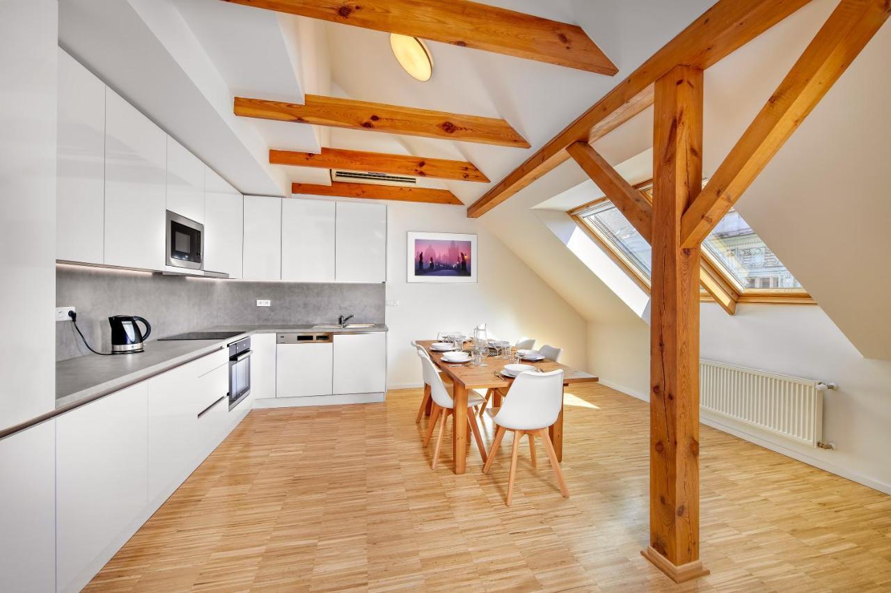 Downtown Suites Kodanska Prága Kültér fotó